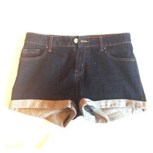 Dark mid-ride denim shorts