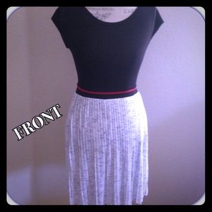 🎈COLOR BLOCK, PLEATED DRESS🎈