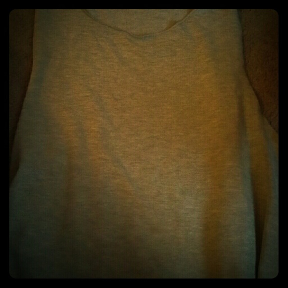 Gray tank top