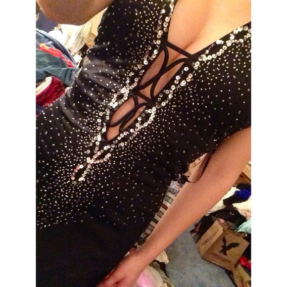 PROM DRESS