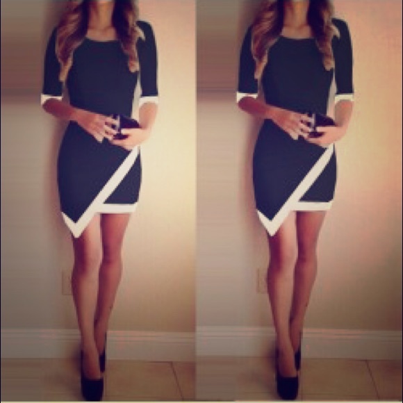 Dresses & Skirts - Blk and white dress