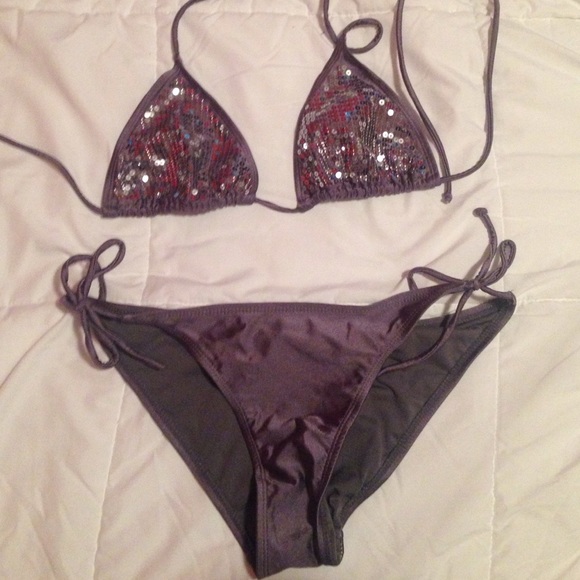 Bathing suit