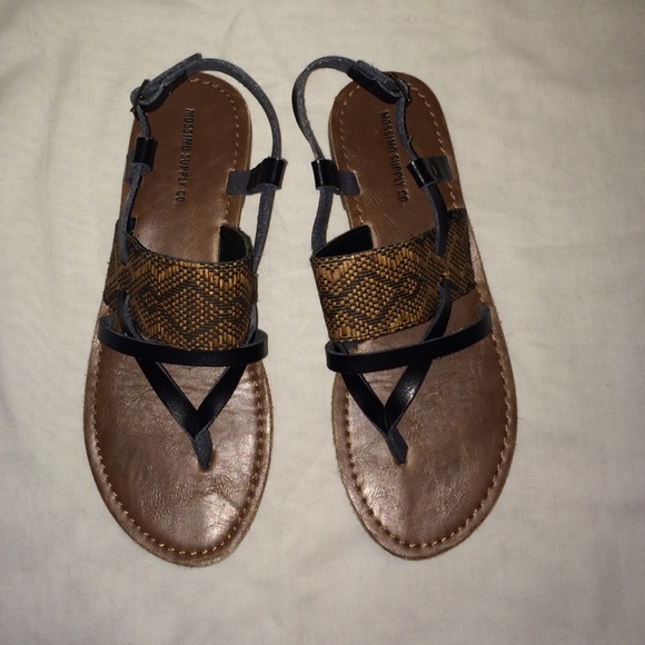 Strappy sandals - Picture 1 of 2
