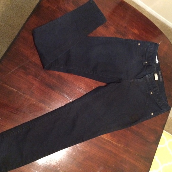 Dark wash jegging jeans by decree