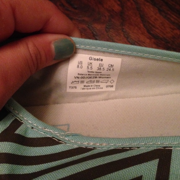 NWOT brown & mint "Gisele" vans size 8 - Picture 2 of 3