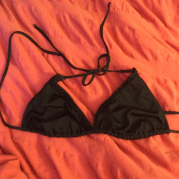 Black bikini top