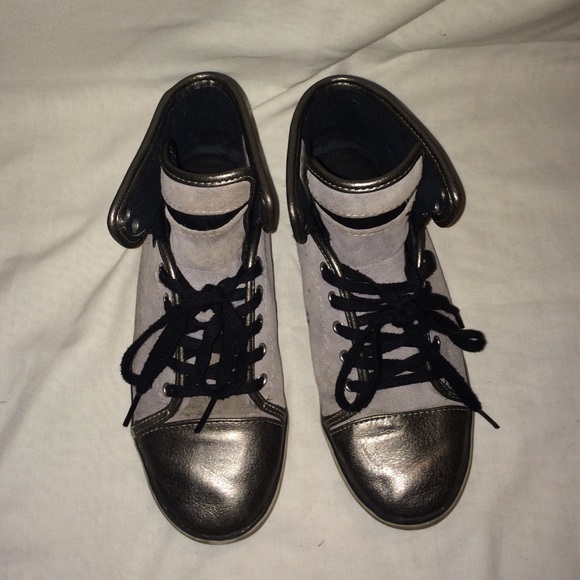 Vans high top sneakers - Picture 2 of 2