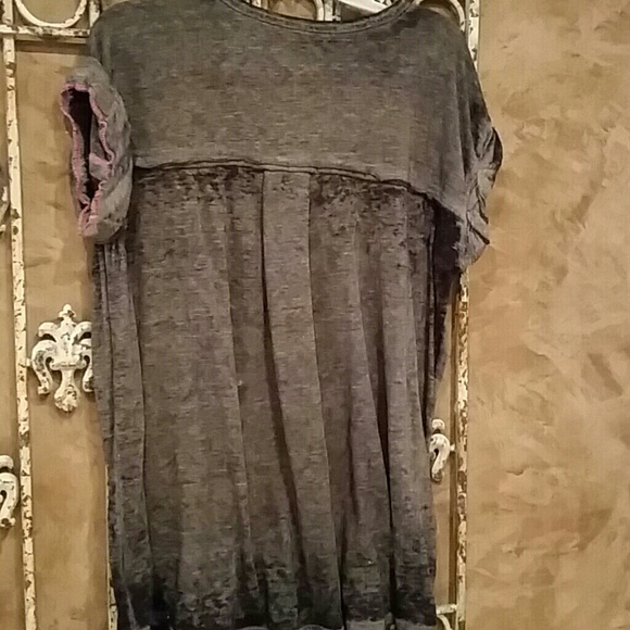 SOLD  Free People "Keep Me Tee" size L - Picture 3 of 4
