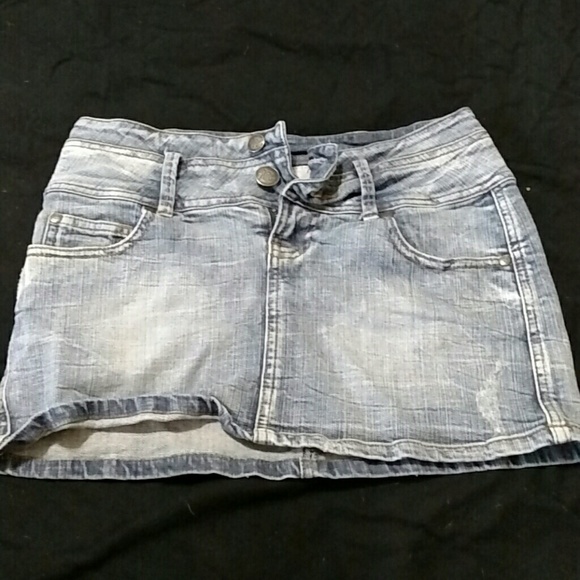 Shirts - Picture 2 of 2