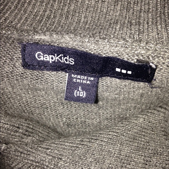 Boys high collar GAP sweater - Picture 2 of 3