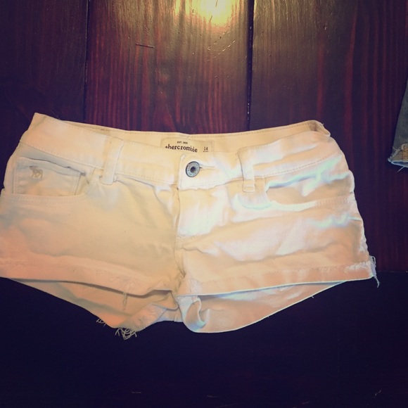 Abercrombie white shorts