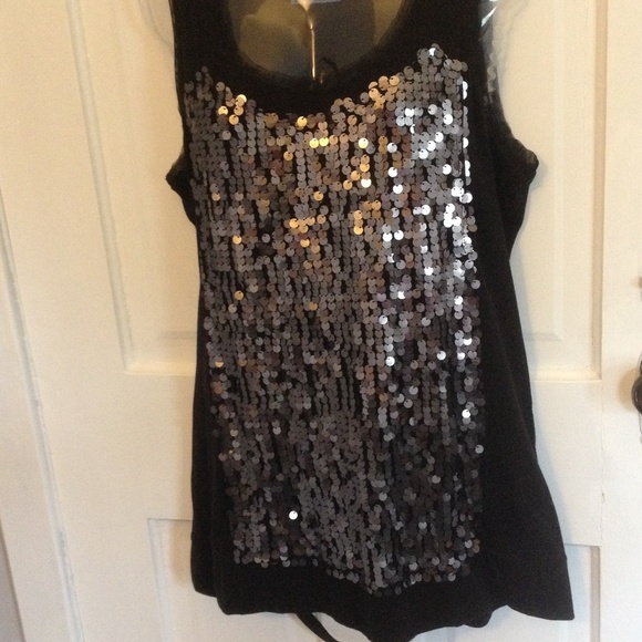 Tank top - Picture 2 of 3