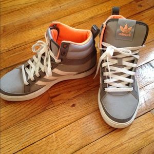 Adidas Sneakers 😲