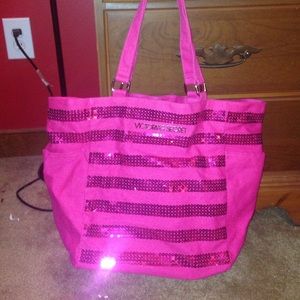 Vs tote