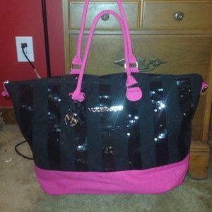 Vs tote
