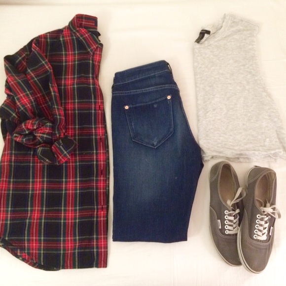 NWOT H&M Distressed Skinny Jeans High Rise Ankle