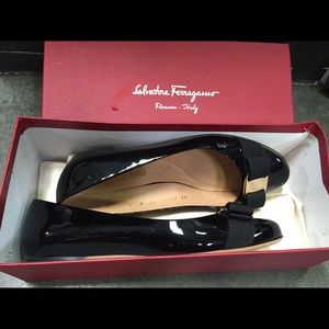 Ferragamo ballet flats size 8