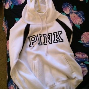 white and black vs sweatshirt