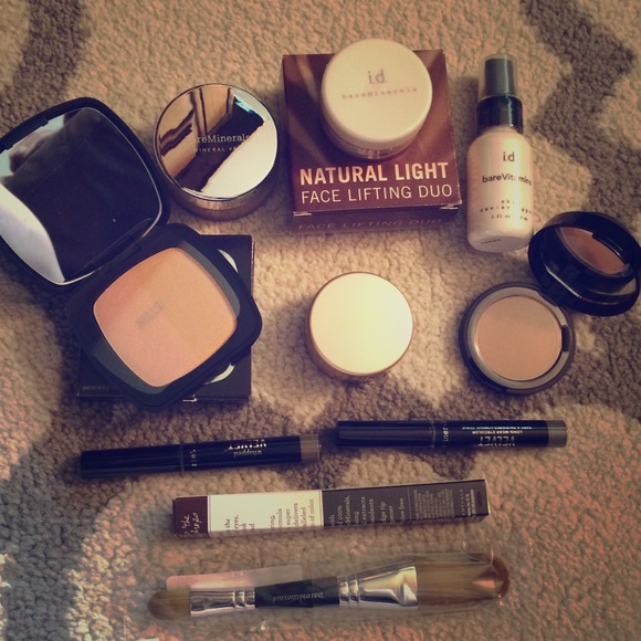 BareMinerals Bare Escentuals Set