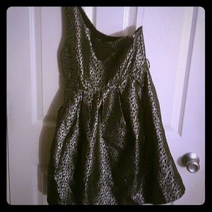 Gray dress with leopard print