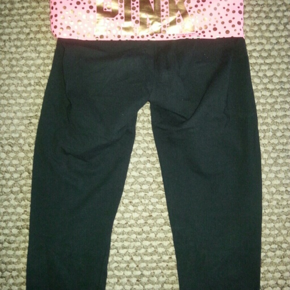 VS PINK YOGA CAPRI - Picture 1 of 3