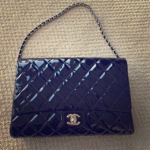 Chanel purse