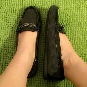 💥 S O L D 💥 Coach Fortunata Signature Loafer