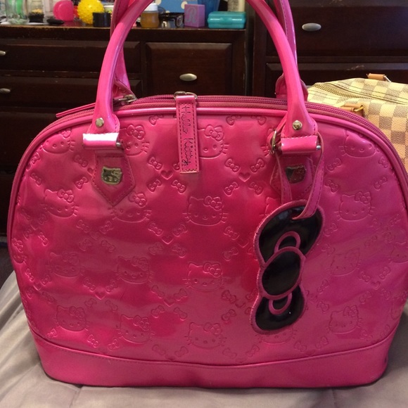 HELLO KITTY PURSE