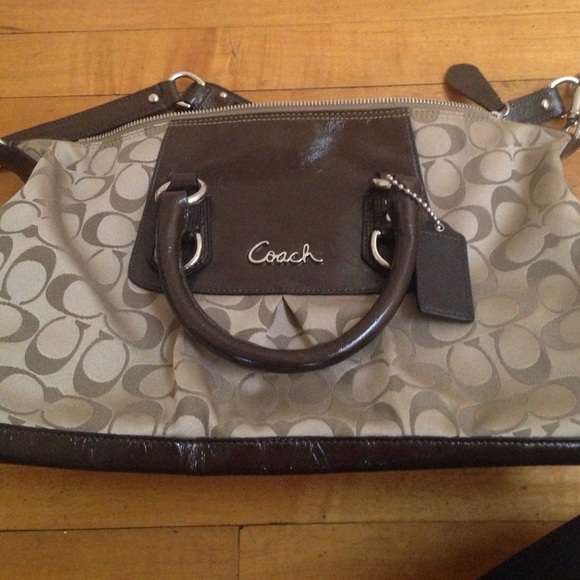 Coach purse for sale only using twice