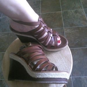 FLASH SALE: **NEW BANANA REPUBLIC WEDGES**