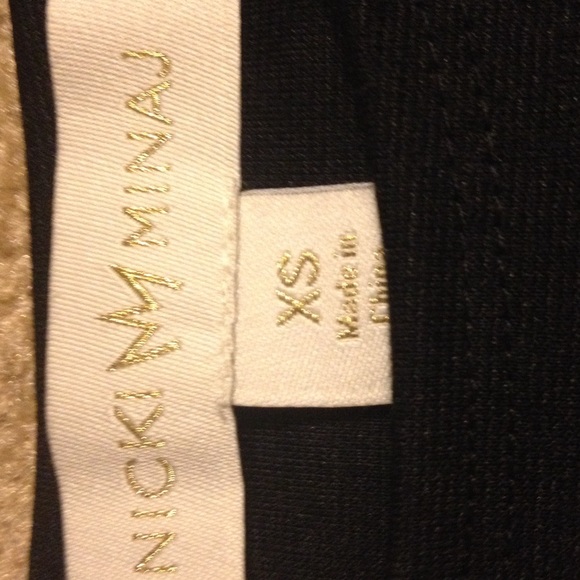 *BUNDLE* CUTE TRIBAL SKIRT AND BLACK CROP TOP - Picture 4 of 4