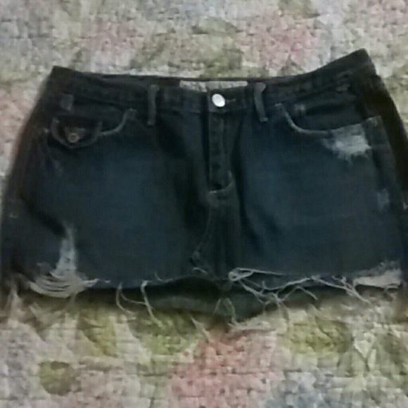 Hollister mini skirt