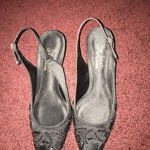 Black dressy shoes 🌸