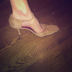 Charles david brown suede heels