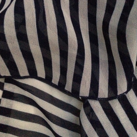 ⚓️ Striped Ruffle Too ⚓️ - Picture 3 of 4