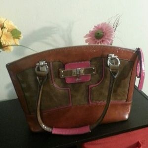 .99c shipping Guess Handbag