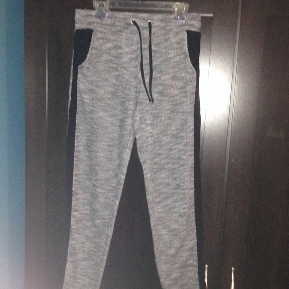 SO Pants - Grey joggers