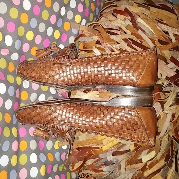 Ladies Cole Haan size 7.5 shoes