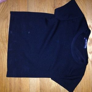 Fitted black textured top