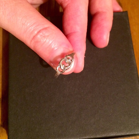 Sterling Silver Ring - Picture 1 of 4