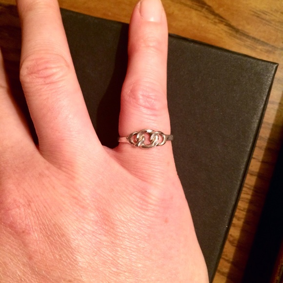 Sterling Silver Ring - Picture 3 of 4