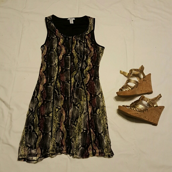Bar III snake print dress NWOT - Picture 2 of 3