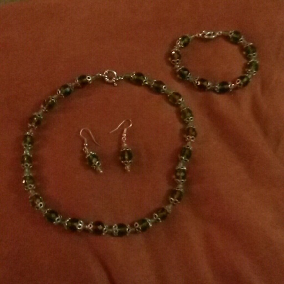 Green crystal set