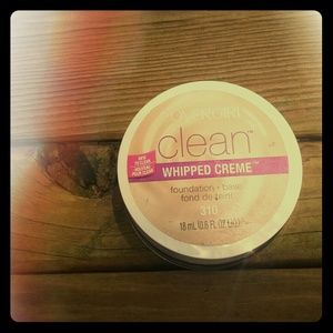 Cover girl clean whipped cream foundation