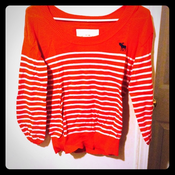 Light sweater shirt