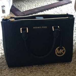 Michael Kors leather satchel purse NO TRADES SORRY