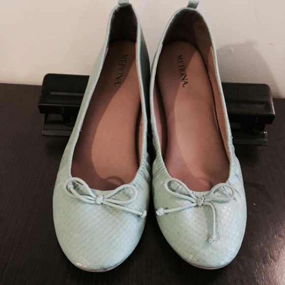 Teal mint snakeskin bow flats
