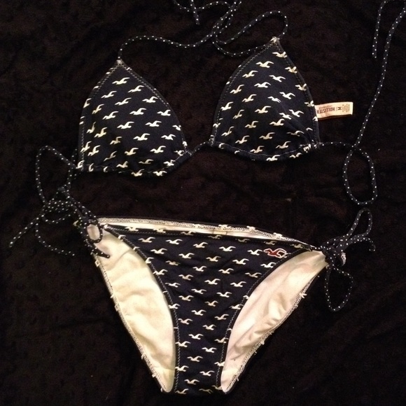 Hollister bathing suit
