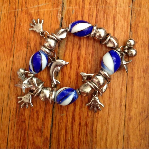 Bracelet 🐬