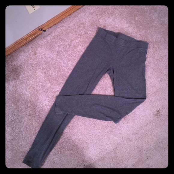 SOLD!!! Victoria's Secret gray yoga leggings